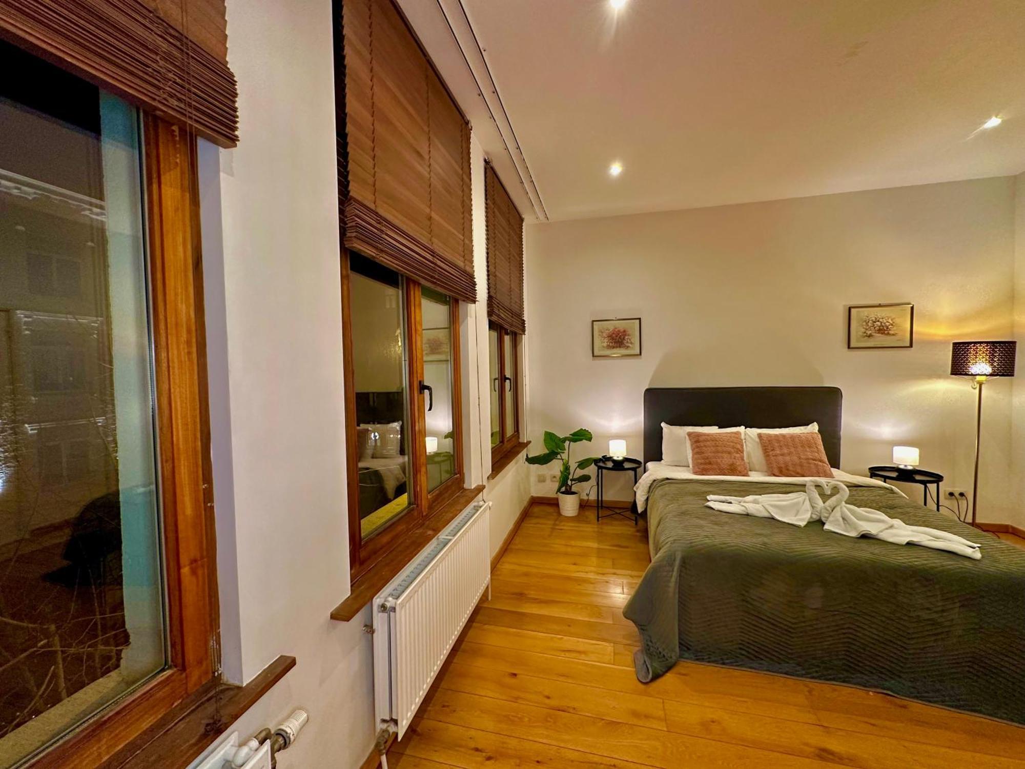 Luxury Suites Museum By Rikas Hotels Antwerpen Eksteriør bilde